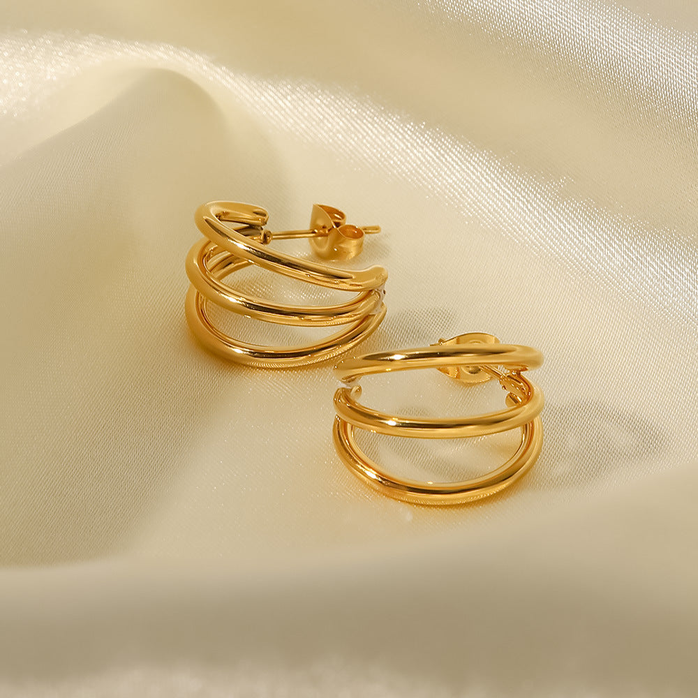 Naomi Bar Earrings 18k Gold Plated